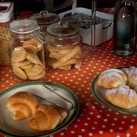 Alojamento de Acomodação e Pequeno-almoço Ai Parchi Dei Parrini